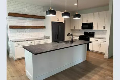 615 N B St, Pensacola, FL 32501 - Photo 33