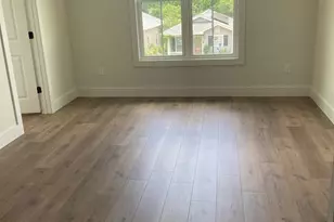 615 N B St, Pensacola, FL 32501 - Photo 11