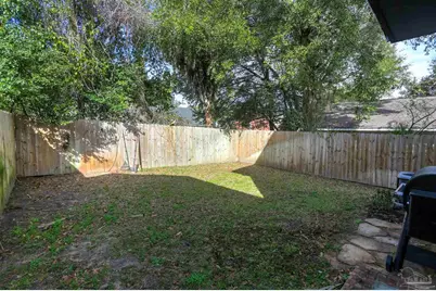 615 N B St, Pensacola, FL 32501 - Photo 27