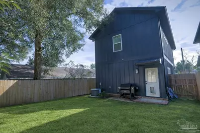 615 N B St, Pensacola, FL 32501 - Photo 5