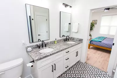 615 N B St, Pensacola, FL 32501 - Photo 39