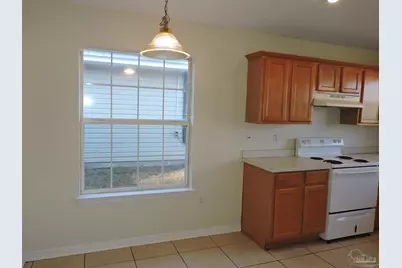 2513 Gulf Breeze Ave, Pensacola, FL 32507 - Photo 7