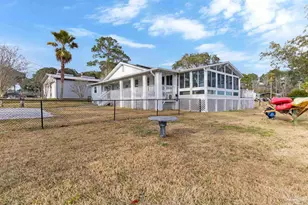 2750 Mercado Dr, Pensacola, FL 32507 - Photo 61