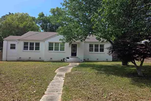 2023 E Yonge St, Pensacola, FL 32503 - Photo 3