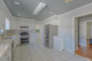 2023 E Yonge St, Pensacola, FL 32503 - Photo 37