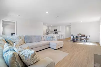 4635 Carlstrom Ln, Pensacola, FL 32507 - Photo 11