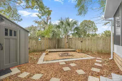 911 N Davis Hwy, Pensacola, FL 32501 - Photo 27