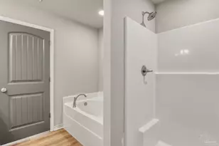 4002 Lancer St, Pace, FL 32571 - Photo 15