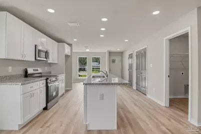 4002 Lancer St, Pace, FL 32571 - Photo 7