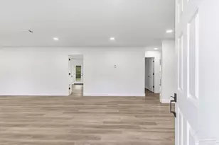 2611 Green Bay Ave, Pensacola, FL 32526 - Photo 5