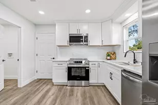 2611 Green Bay Ave, Pensacola, FL 32526 - Photo 13