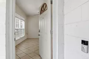 5236 W Jackson St, Pensacola, FL 32506 - Photo 7