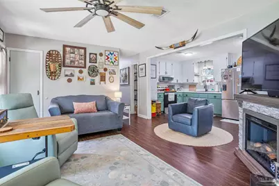 2511 W Kingsfield Dr, Cantonment, FL 32533 - Photo 7