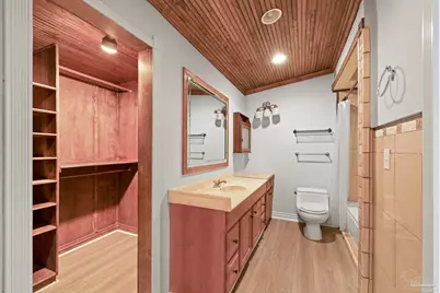 204 Camelia St, Gulf Breeze, FL 32561 - Photo 27