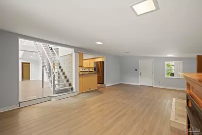 204 Camelia St, Gulf Breeze, FL 32561 - Photo 11