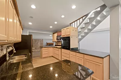 204 Camelia St, Gulf Breeze, FL 32561 - Photo 19