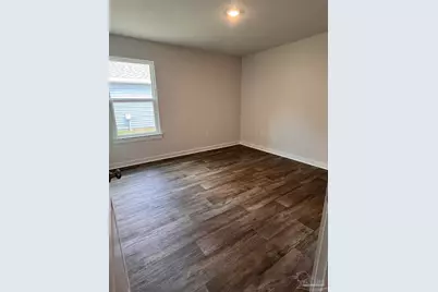360 McKinnon Ln, Pensacola, FL 32534 - Photo 9
