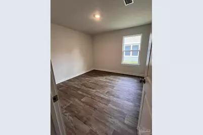 360 McKinnon Ln, Pensacola, FL 32534 - Photo 11