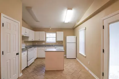 7909 Cayenne Way, Pensacola, FL 32526 - Photo 11