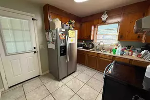 6480 Cypress St, Milton, FL 32570 - Photo 15