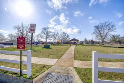 2328 Badger Cir, Cantonment, FL 32533 - Photo 55