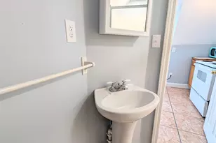 911 N Spring St, Pensacola, FL 32501 - Photo 15