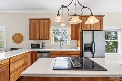 2568 Gulf Breeze Ave, Pensacola, FL 32507 - Photo 15