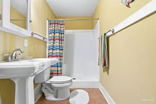 2568 Gulf Breeze Ave, Pensacola, FL 32507 - Photo 29