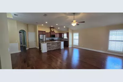 7812 Jewt Ln, Pensacola, FL 32526 - Photo 5