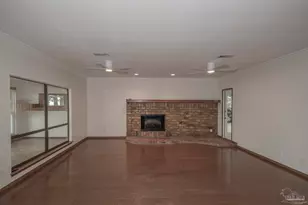16298 N Shore Dr, Pensacola, FL 32507 - Photo 13