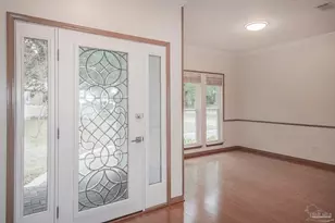 16298 N Shore Dr, Pensacola, FL 32507 - Photo 9