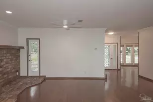 16298 N Shore Dr, Pensacola, FL 32507 - Photo 15