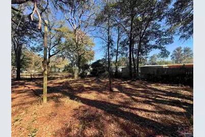 531 Wynnehurst St, Pensacola, FL 32503 - Photo 13