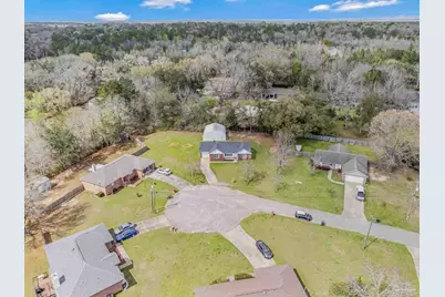 902 Heathrow Dr, Cantonment, FL 32533 - Photo 63