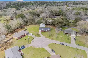 902 Heathrow Dr, Cantonment, FL 32533 - Photo 63