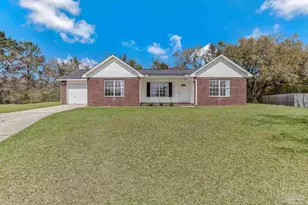 902 Heathrow Dr, Cantonment, FL 32533 - Photo 1