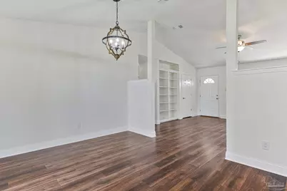 902 Heathrow Dr, Cantonment, FL 32533 - Photo 15