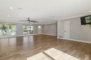 302 S Garcon Point Rd, Milton, FL 32583 - Photo 15