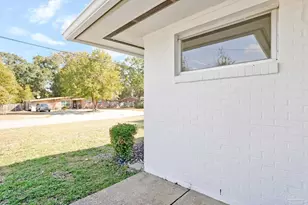 6021 Forest Glen Dr, Pensacola, FL 32504 - Photo 7