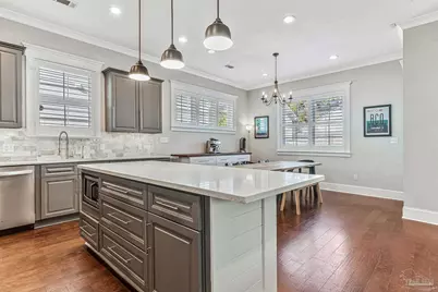 1360 N 10th Ave, Pensacola, FL 32506 - Photo 13