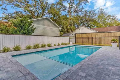 1360 N 10th Ave, Pensacola, FL 32506 - Photo 7