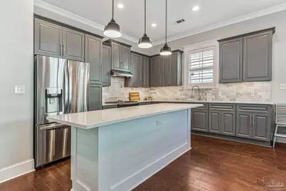 1360 N 10th Ave, Pensacola, FL 32506 - Photo 3