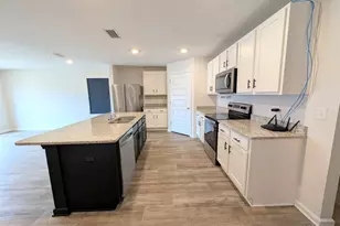 7516 Oak Lake Blvd, Pensacola, FL 32526 - Photo 3