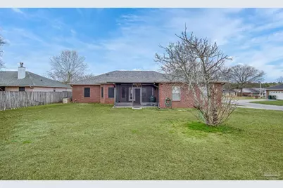 7135 Clearwood Rd, Pensacola, FL 32526 - Photo 3