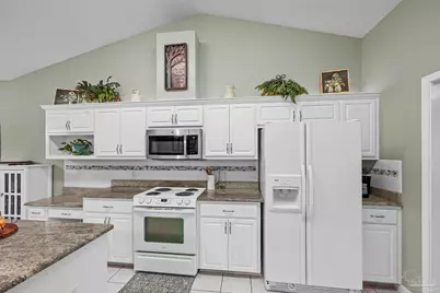 7135 Clearwood Rd, Pensacola, FL 32526 - Photo 19