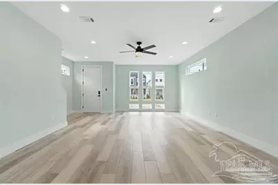 1180 W Intendencia St, Pensacola, FL 32502 - Photo 5