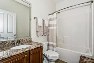 1810 Coast Ct, Gulf Breeze, FL 32563 - Photo 17