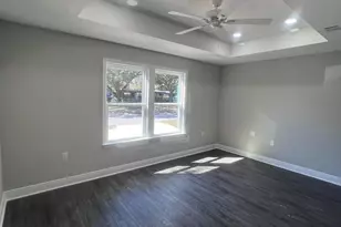 4404 Ellysee Way, Pensacola, FL 32505 - Photo 9