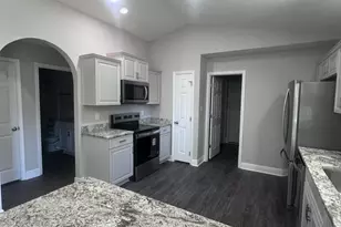 4404 Ellysee Way, Pensacola, FL 32505 - Photo 7