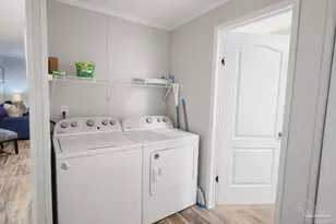 9429 Gulf Beach Hwy, Pensacola, FL 32507 - Photo 11